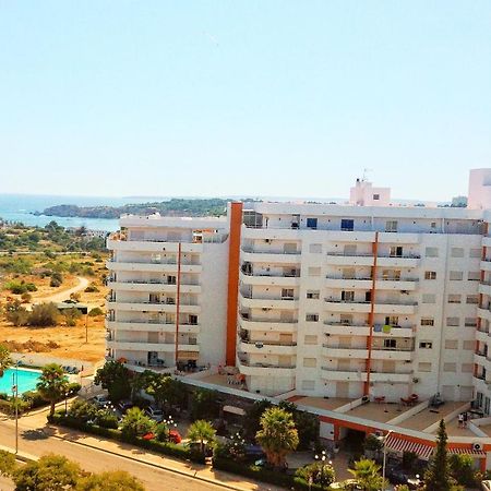 Terrace Apartment In Praia Da Rocha Портиман Екстериор снимка