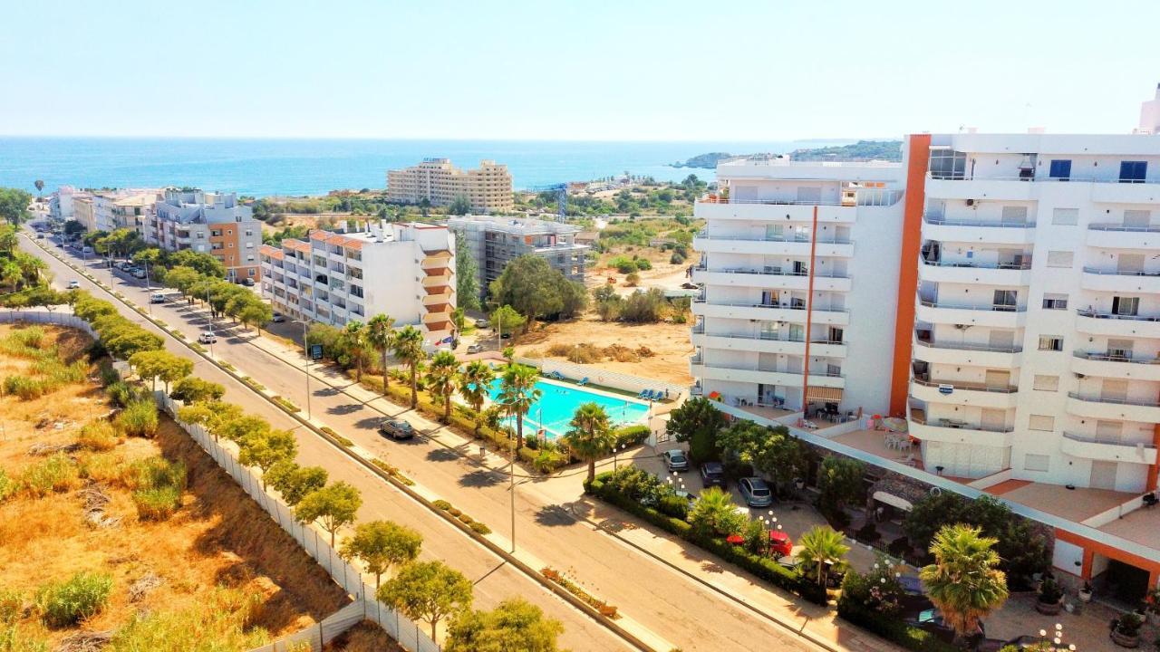 Terrace Apartment In Praia Da Rocha Портиман Екстериор снимка