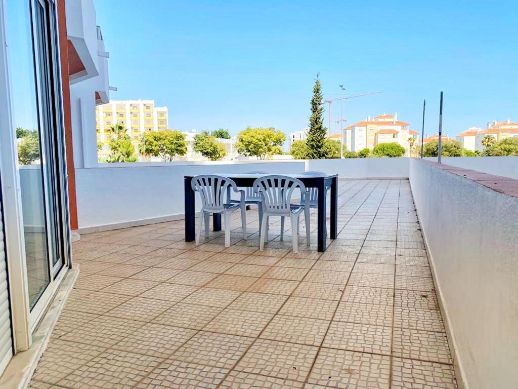 Terrace Apartment In Praia Da Rocha Портиман Екстериор снимка