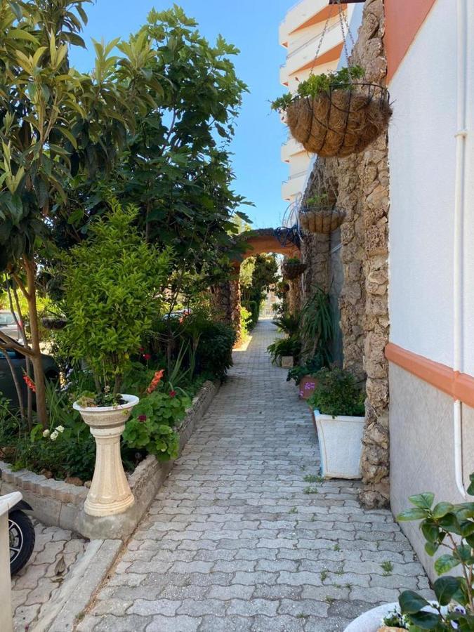 Terrace Apartment In Praia Da Rocha Портиман Екстериор снимка